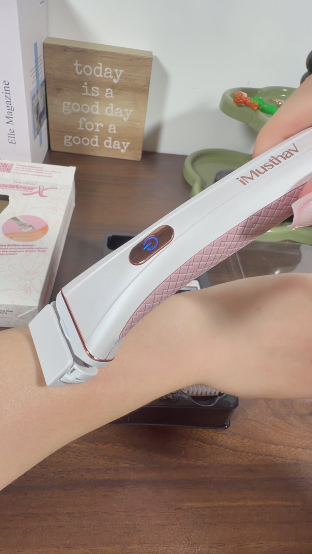 Bikini & Body Hair Removal Kit with Dermaplane | iMusthav MV520